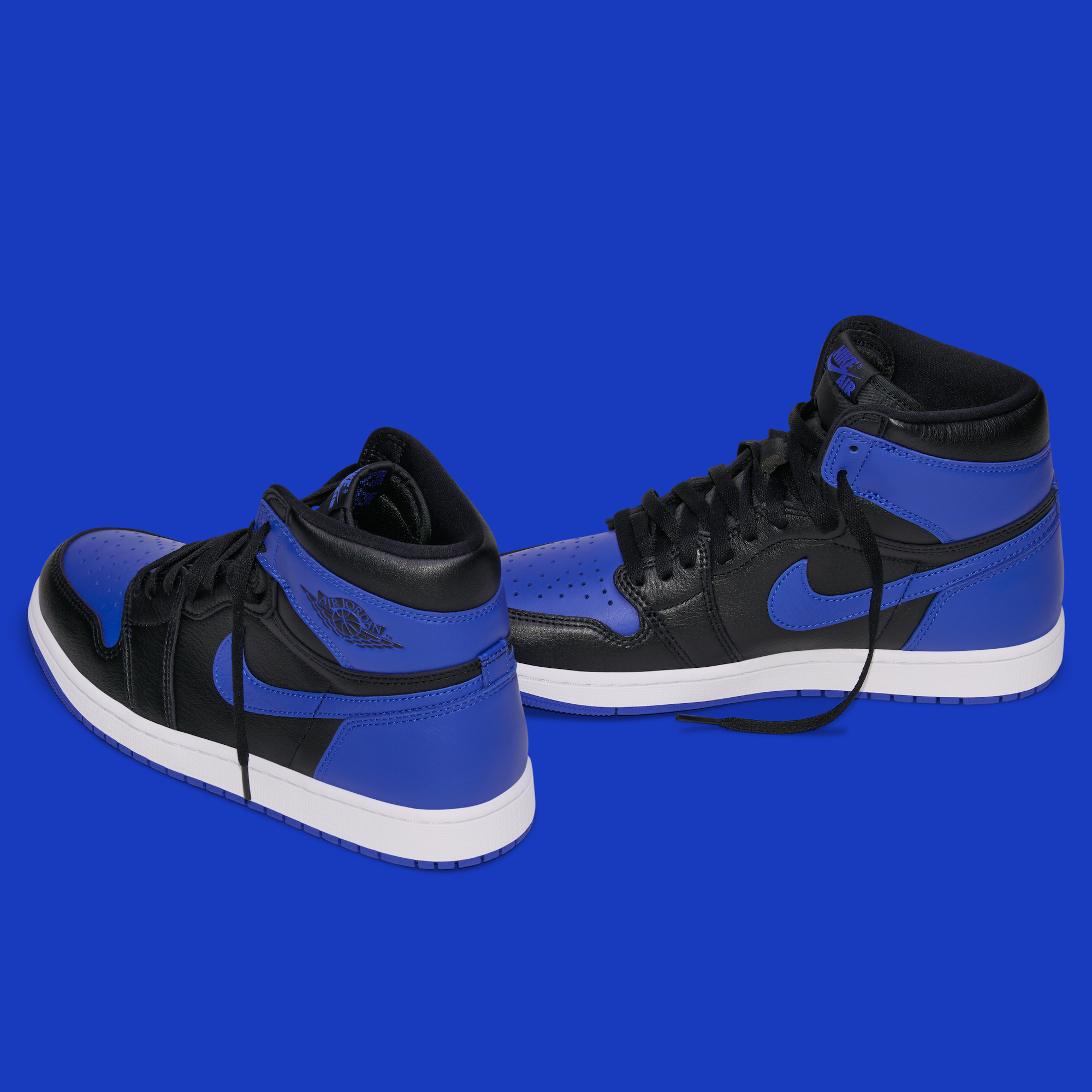 Air Jordan 1 High OG "Royal" (SKU: IQ5495-005). Photo via Nike.