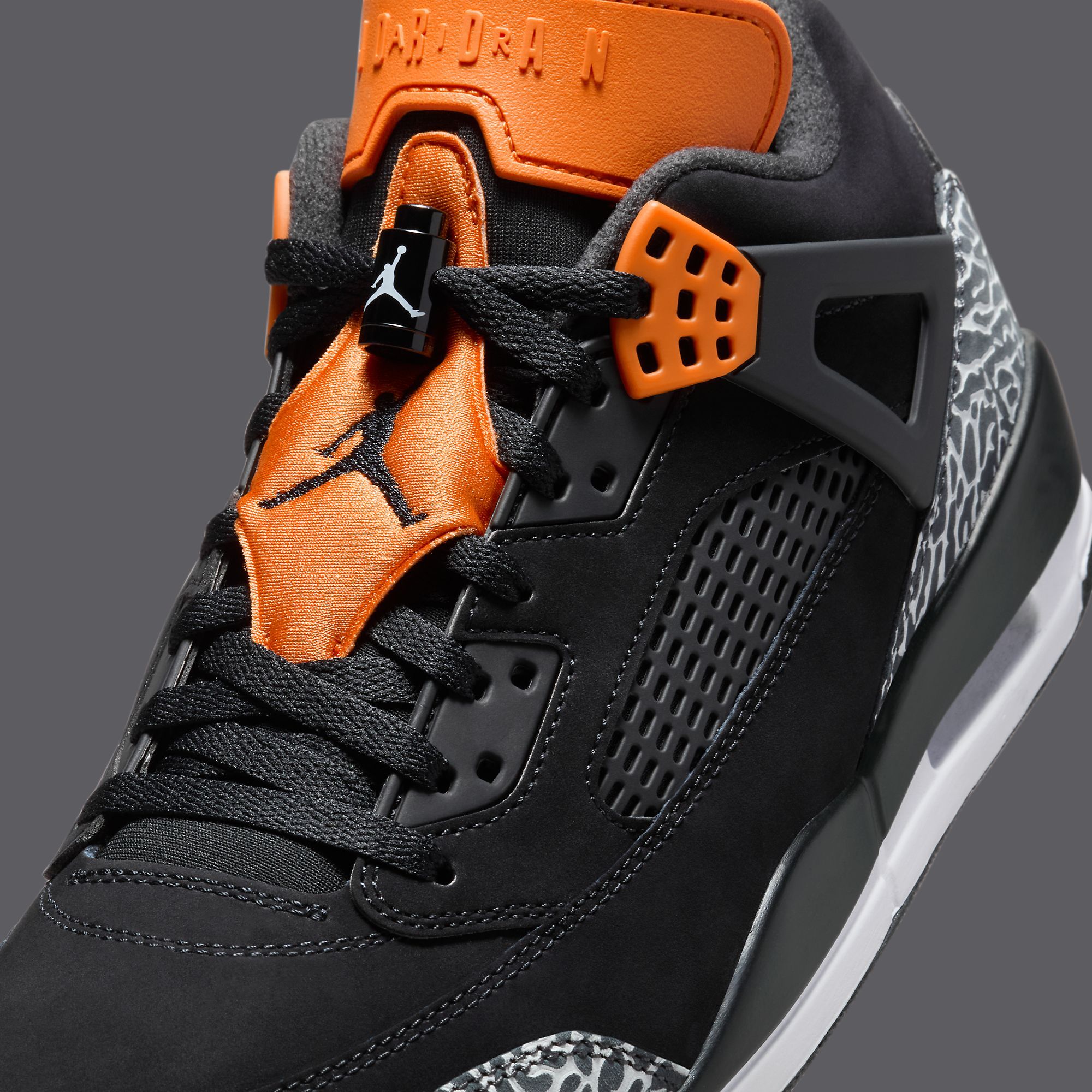 The Jumpman Goes on Safari with New Spizike Low Colorway | House 