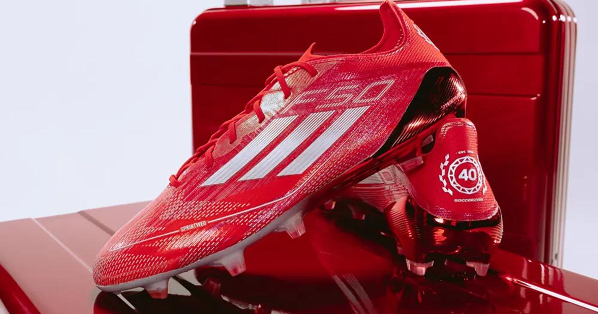 ［週末セール］adidas 赤 ヘッドギア IBA承認 HA631 週末セール］adidas 赤 ヘッドギア IBA承認 HA631 - メルカリ