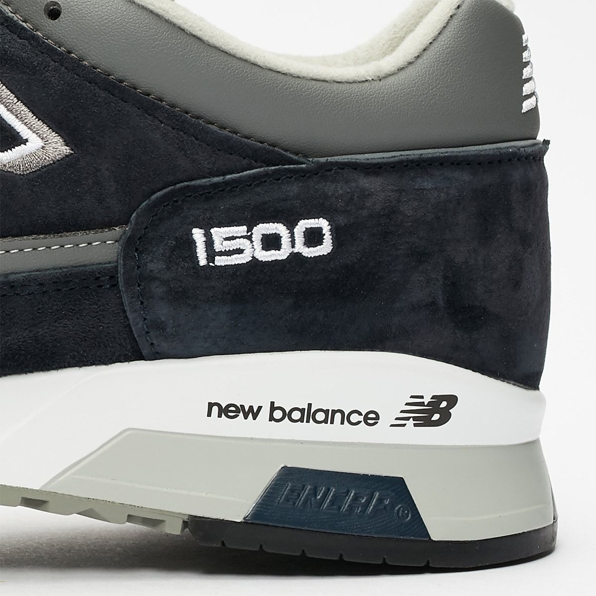 The New Balance 1500 Just Dropped in Two Staple NB Colorways