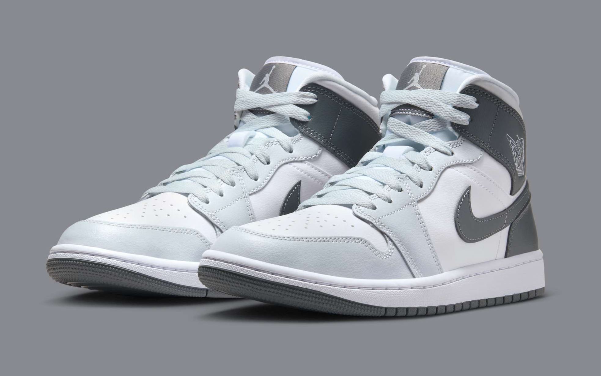 ★人気★【NIKE】★AIR JORDAN 1 MID FAMILI.A★25-30.5cm★ ☆人気☆【NIKE】☆AIR JORDAN 1 MID FAMILI.A☆25-30.5cm