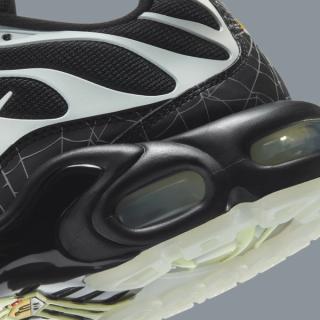Nike Air Max Plus "Spider Web" (SKU: DD4004-001). Photo via Nike.