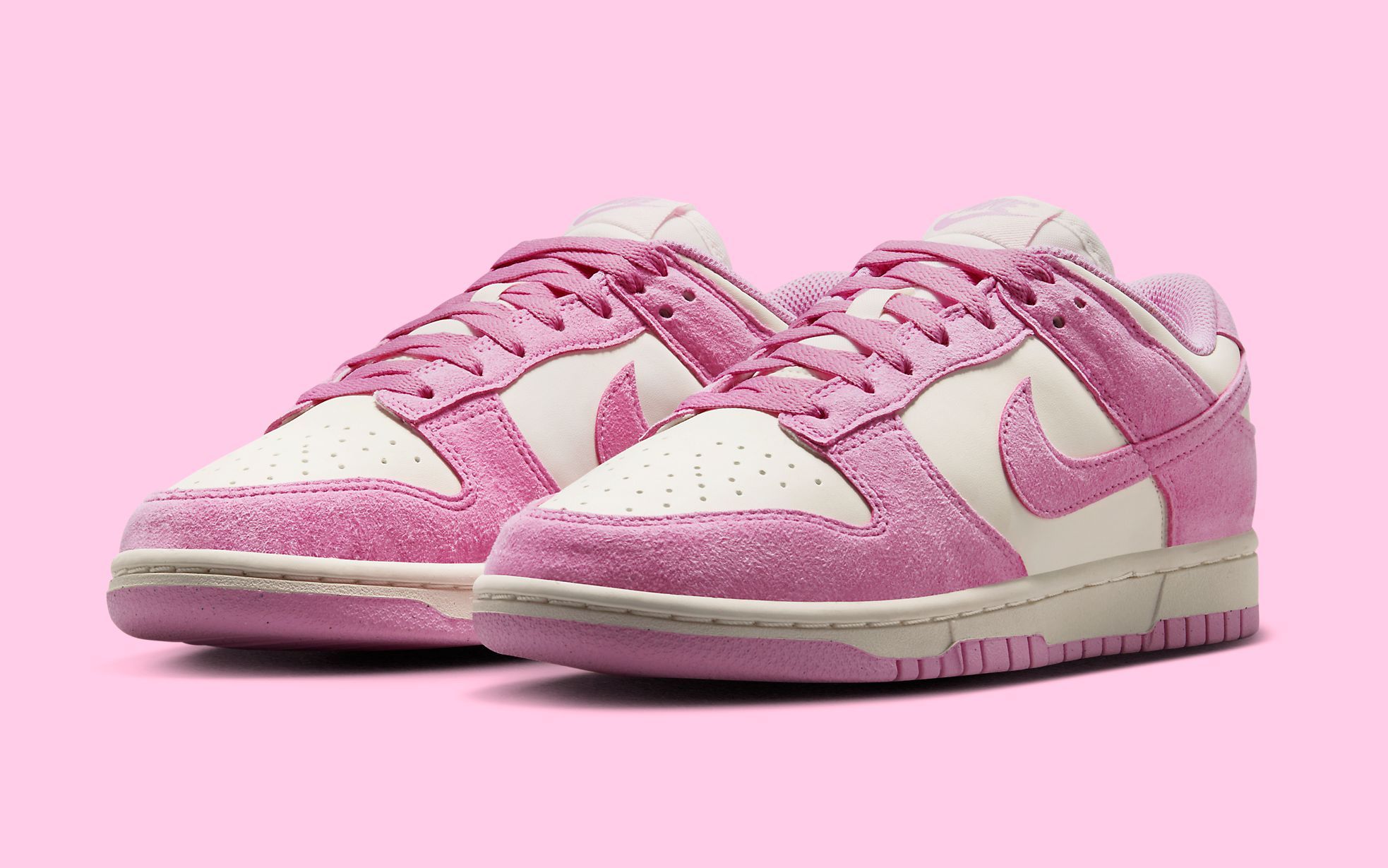 ★NIKE★ Dunk Low W Sail Pink Rise HJ7673101 HJ7673-101 Amazon.com | Dunk Low Next Nature Womens Lifestyle Shoes