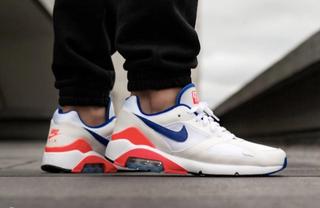 An on-foot look at the OG “Ultramarine” Air Max 180