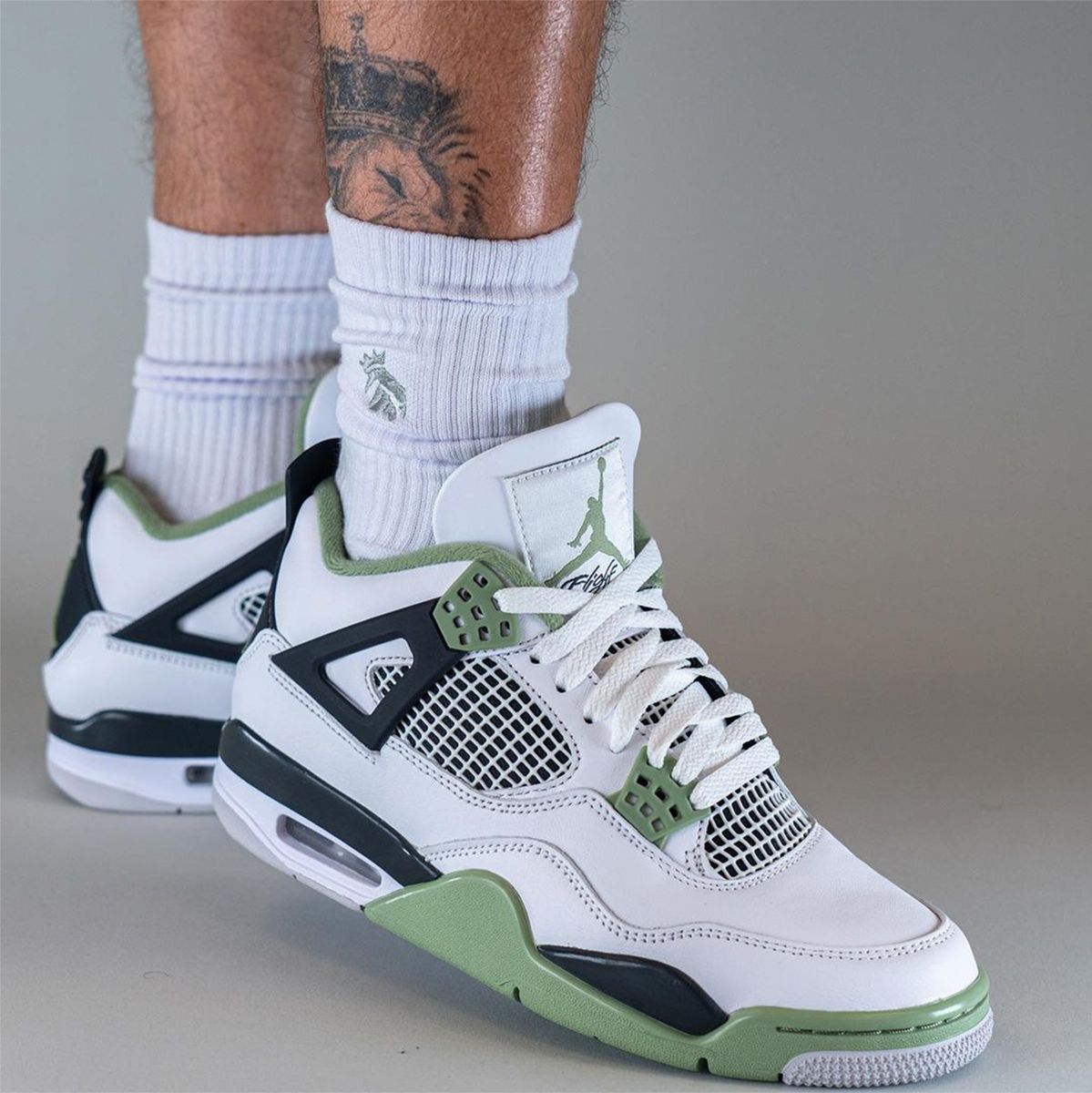 Where to Buy the Air Jordan 4 “Seafoam” | House of Heat°