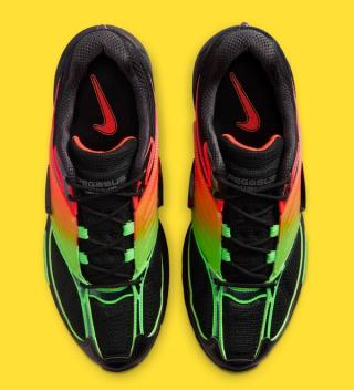 Top-down view of Nike's Pegasus Wave in a "Black/Bright Crimson/Green Strike" color scheme.