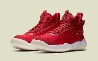 Official Looks acquirement the “University Red” Jordan Proto React