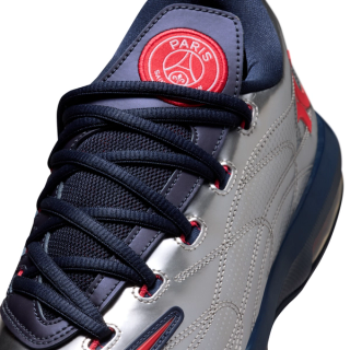 PSG x Nike KD 6 "Metallic Silver" (SKU: IU0593-001). Photo via Nike.