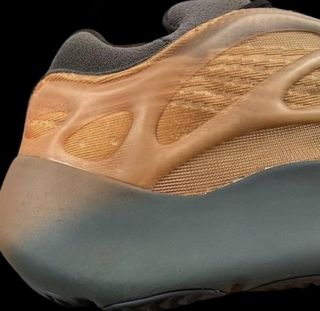 adidas yeezy maillot 700 v3 copper fade release date 3