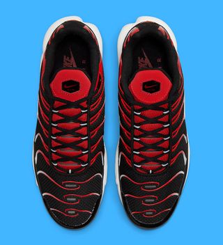 The Nike Air Max Plus Appears in New Black, White and Red Arrangement ...