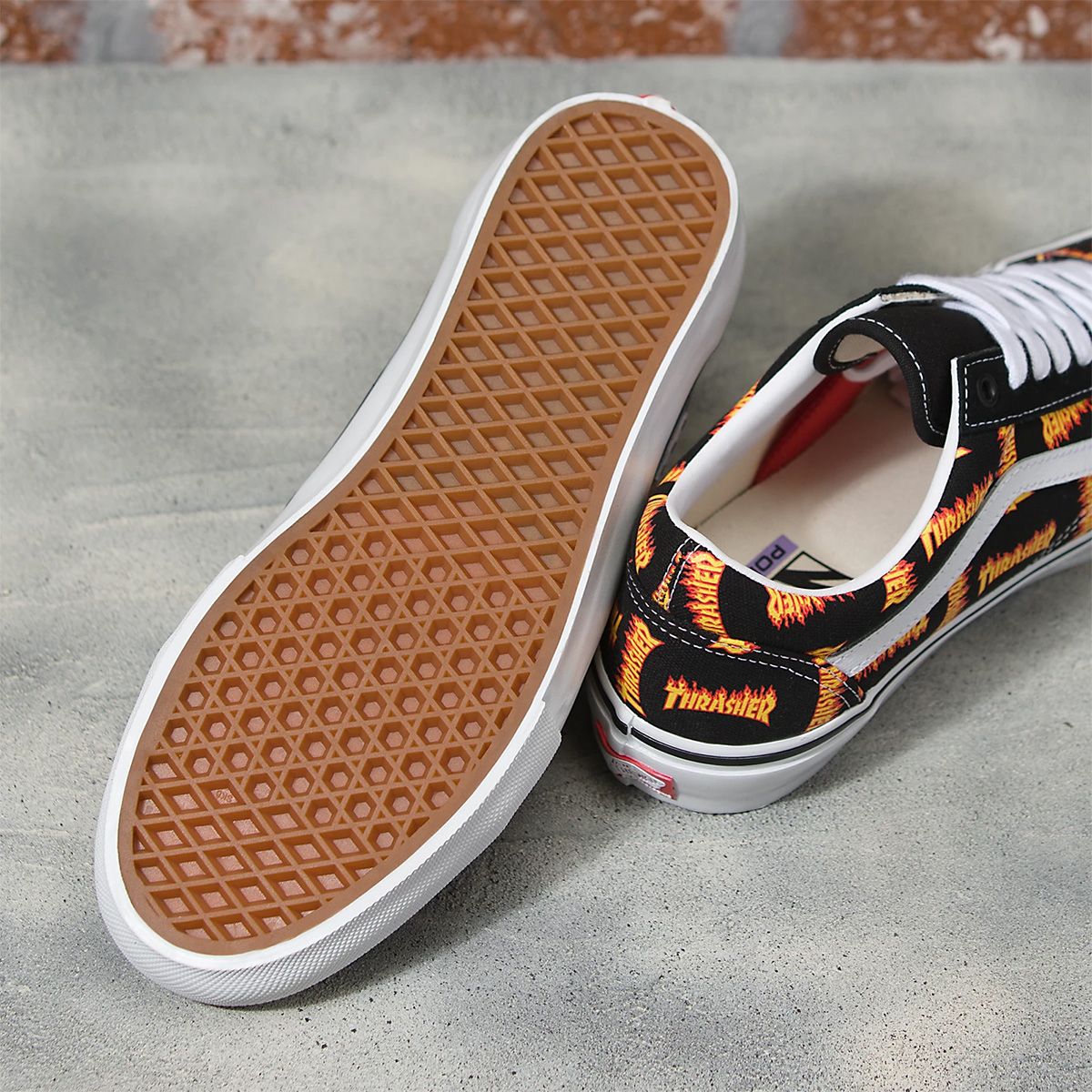 Thrasher x best sale vans old skool