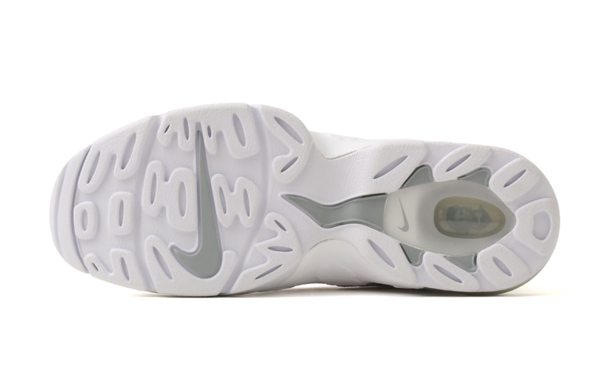 Nike Air DT Max ’96 Low “White/Silver” (SKU: IO4223-100). Photo via atmos.