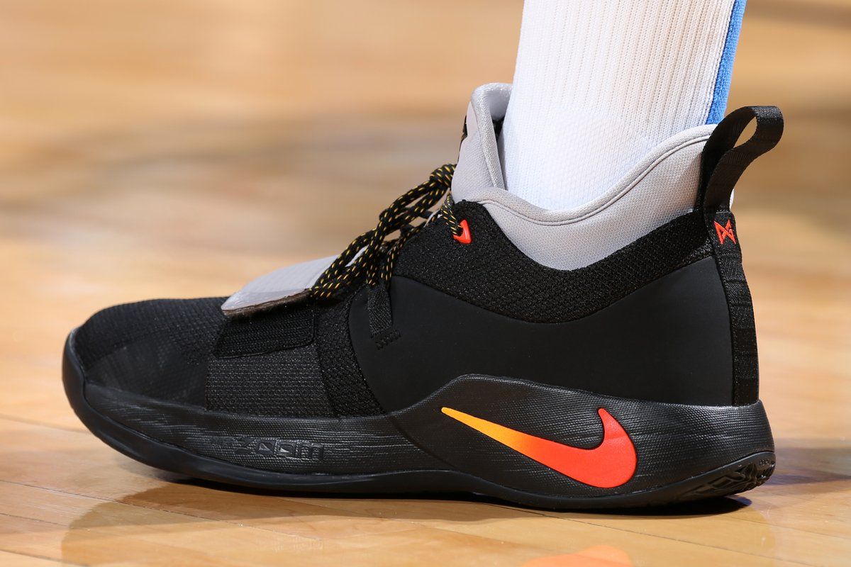 Paul George Nike PG 2.5