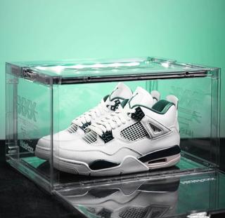 Detailed Looks // Jordan 1 Biohack sneaker match tees Black More Shoe Money "Oxidized Green"