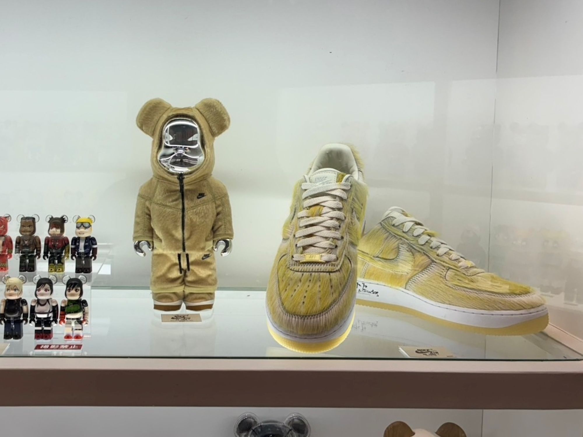 kith ベアブリック  シュプリーム NIKE Ronnie Fieg Unveils Kith x Nike ”Kids Collection | House of Heat°