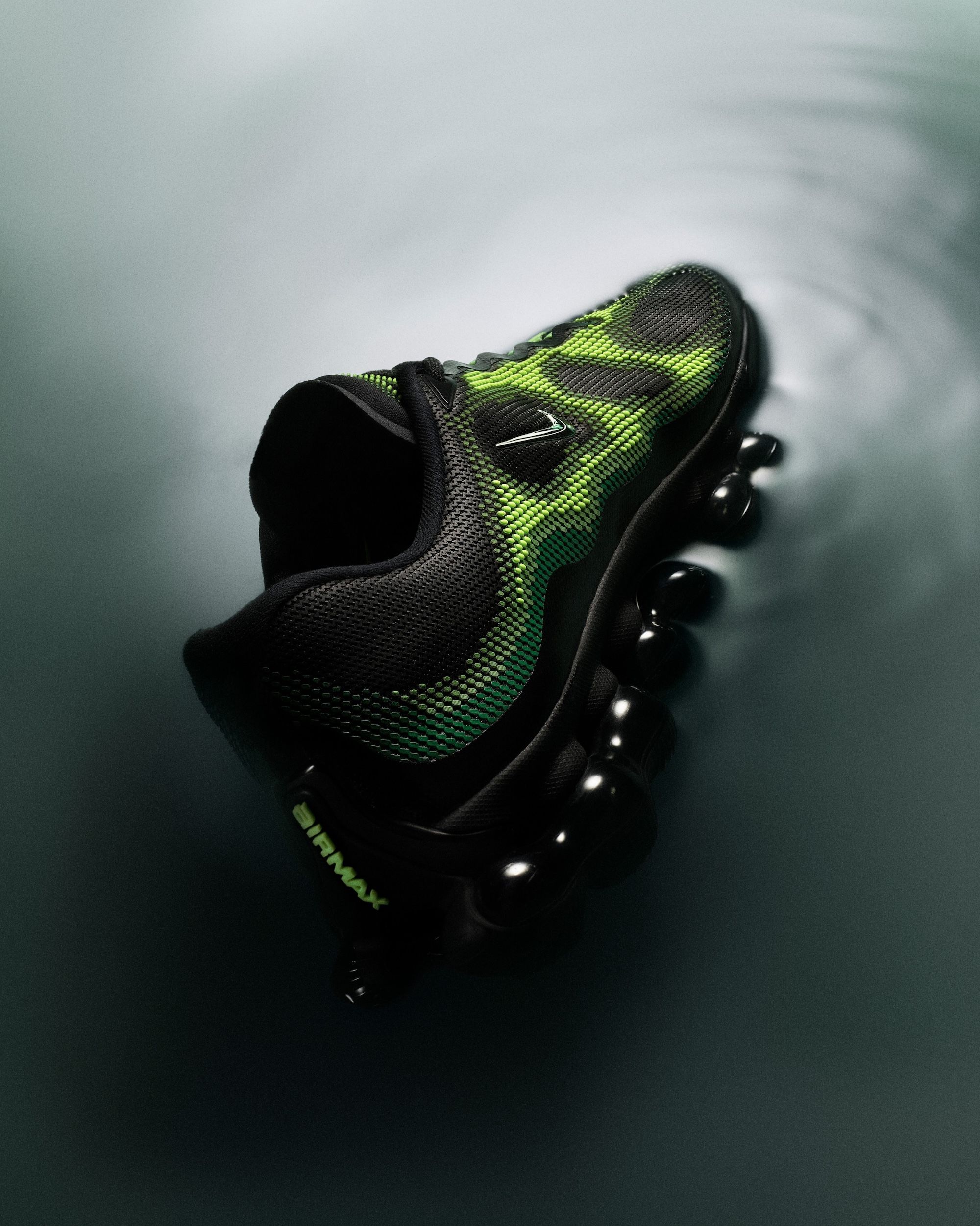 Nike Air Liquid Max Radiant Green — sole and midsole detail with Liquid Air cushioning technology