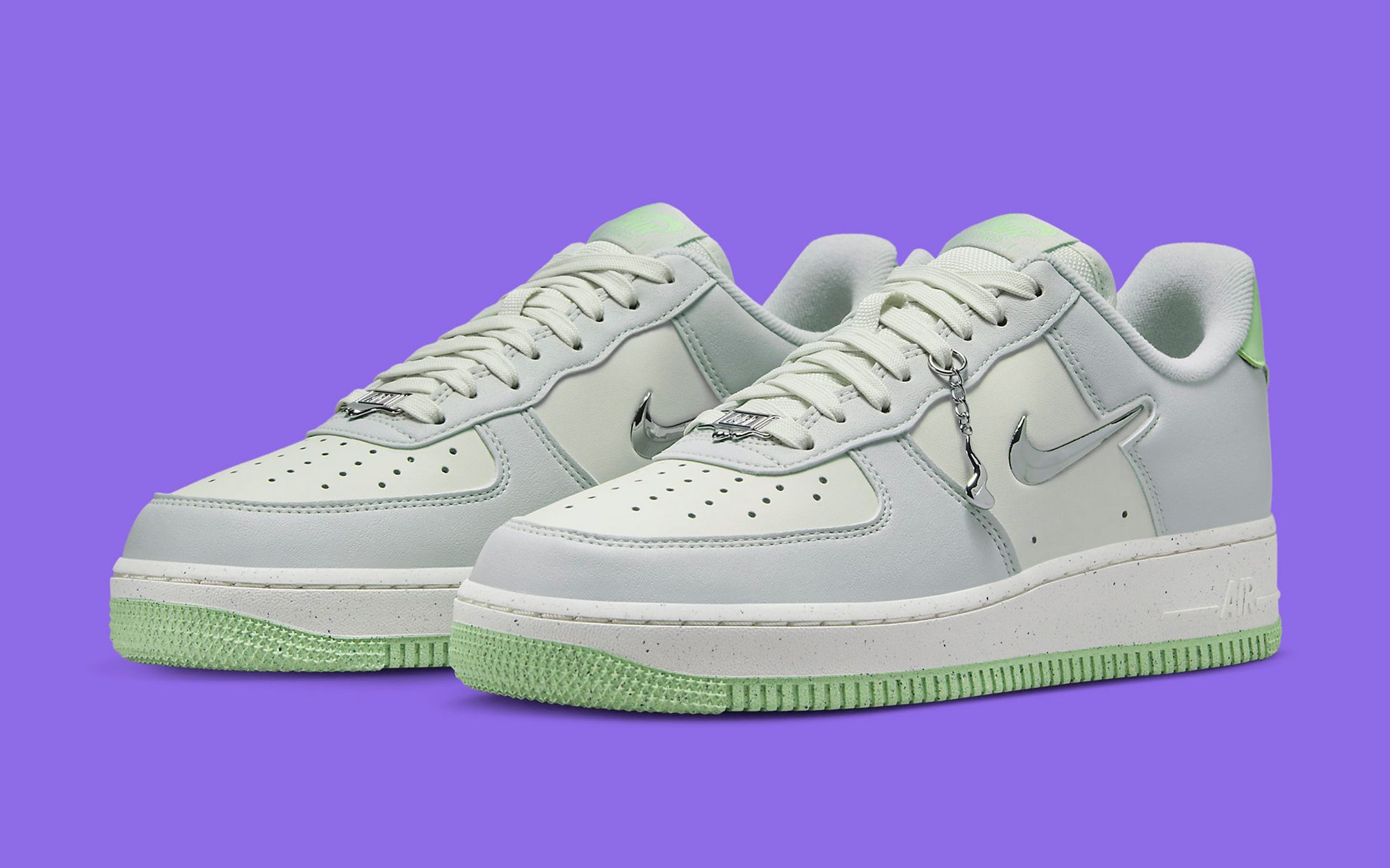 NIKE ☆ Air Force 1 Low ‘Molten l’ Nike Air Force 1 Low “Molten Swoosh” Release Info | Hypebeast