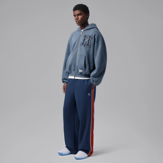 Howard University x Air Jordan Men's Basketball Pants "College Navy" (SKU: IM9004-419). Photo via Nike.