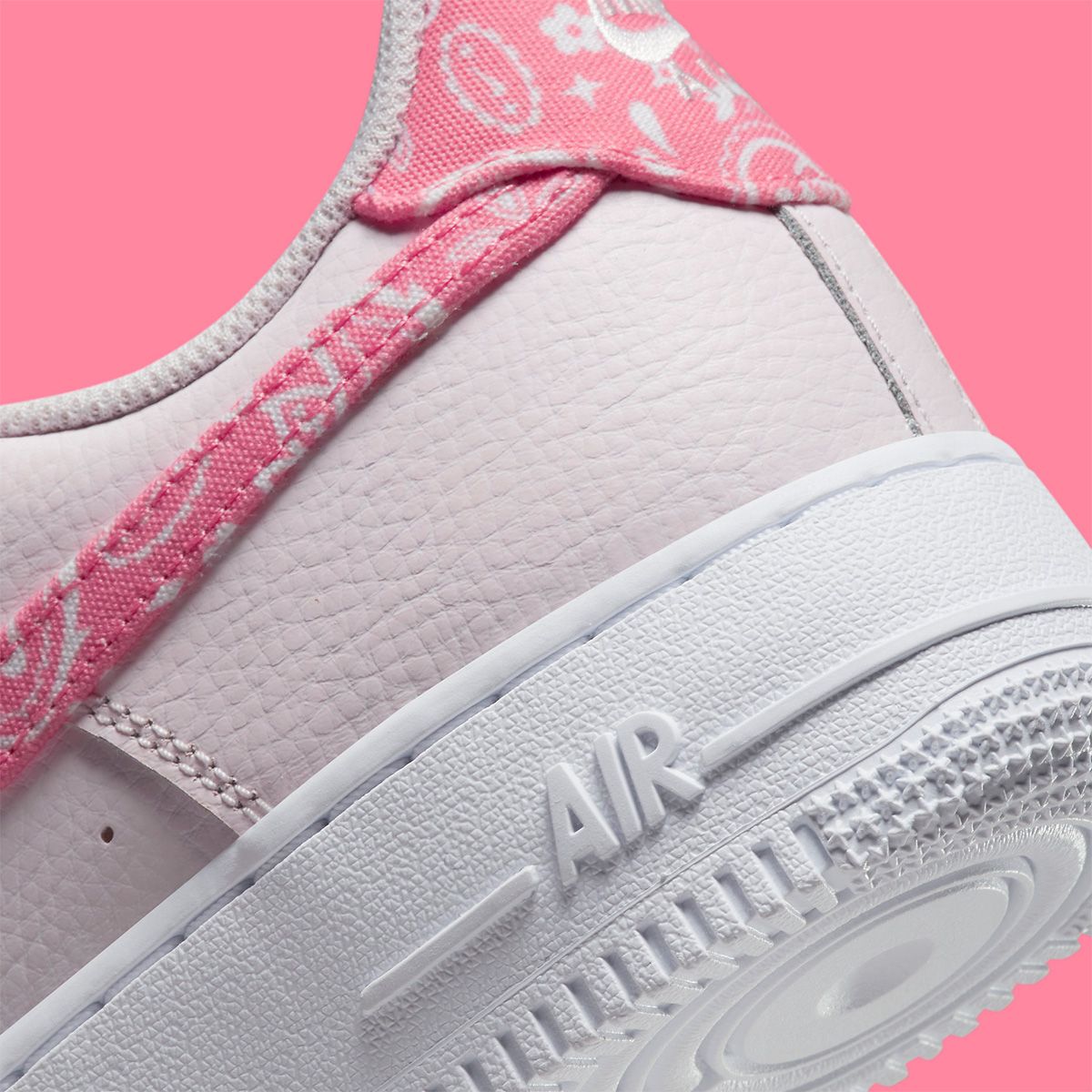 Nike Air Force 1 LV8 GS Pastel Paisley