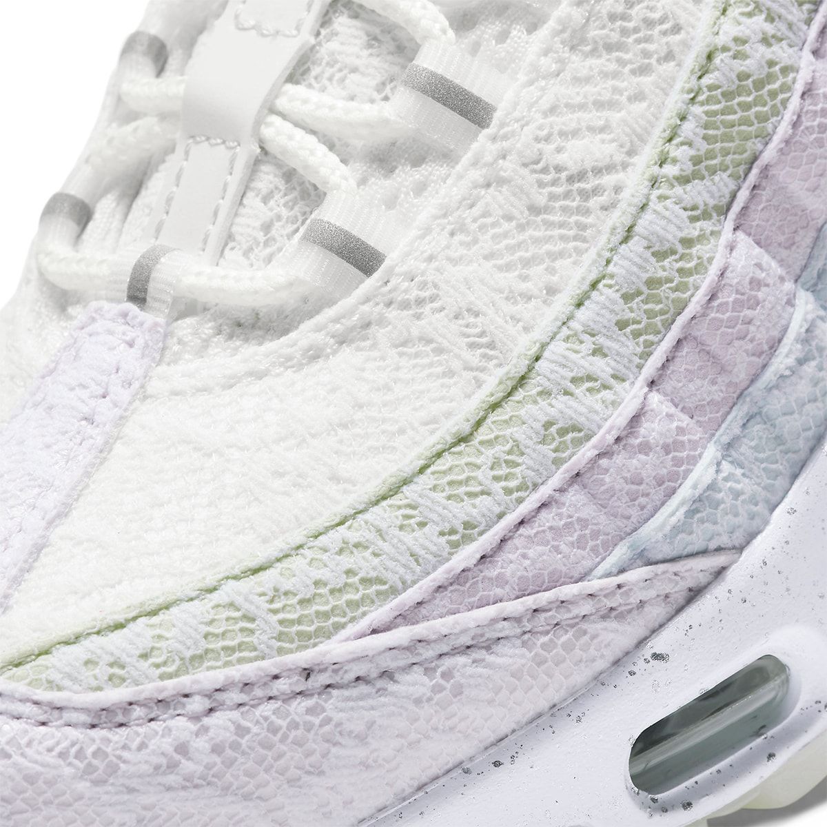Nike Air Max 95 “Spring Flower” is the Third Japan-Exclusive