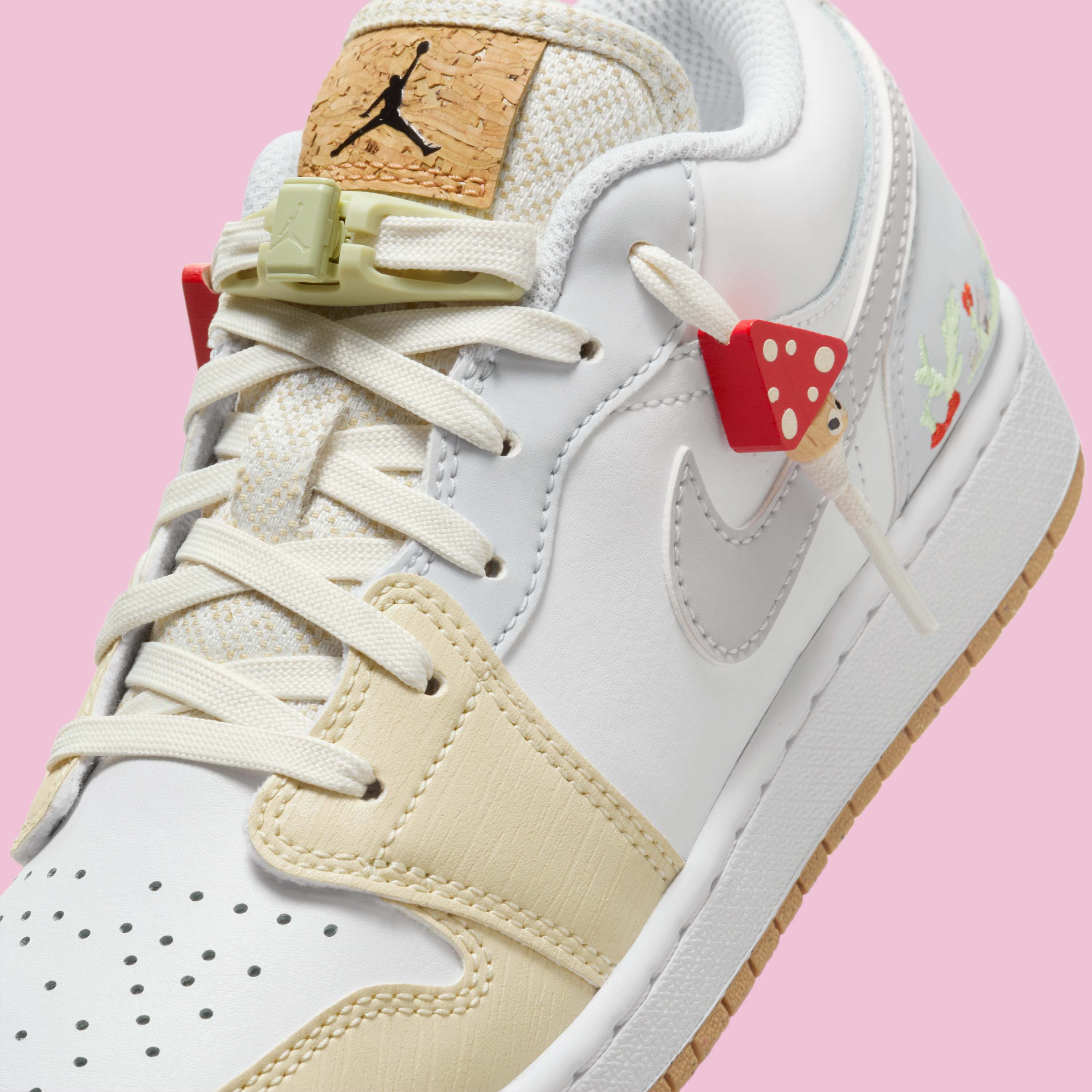 Nike Air Jordan 1 Low Mushroom Beige/White ジョーダン Kids-Exclusive Plant-Based Air Jordan 1 Low Prepares for