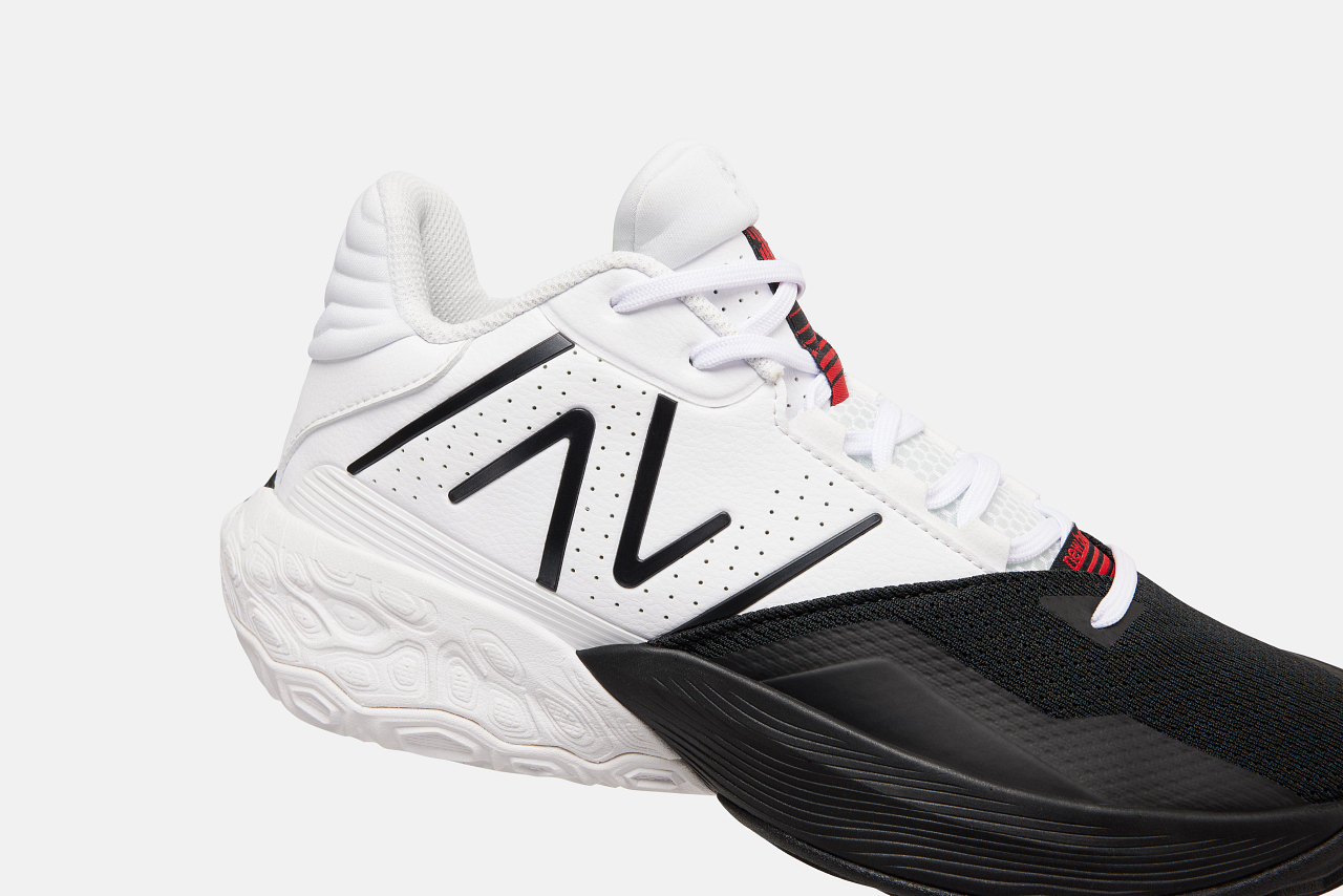 New Balance Officially Unveil the TWO WXY V4 | House of Heat°