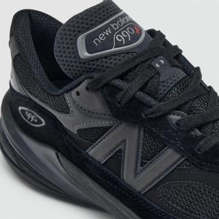 The New Balance 990v6 "Triple Black" is Now Available