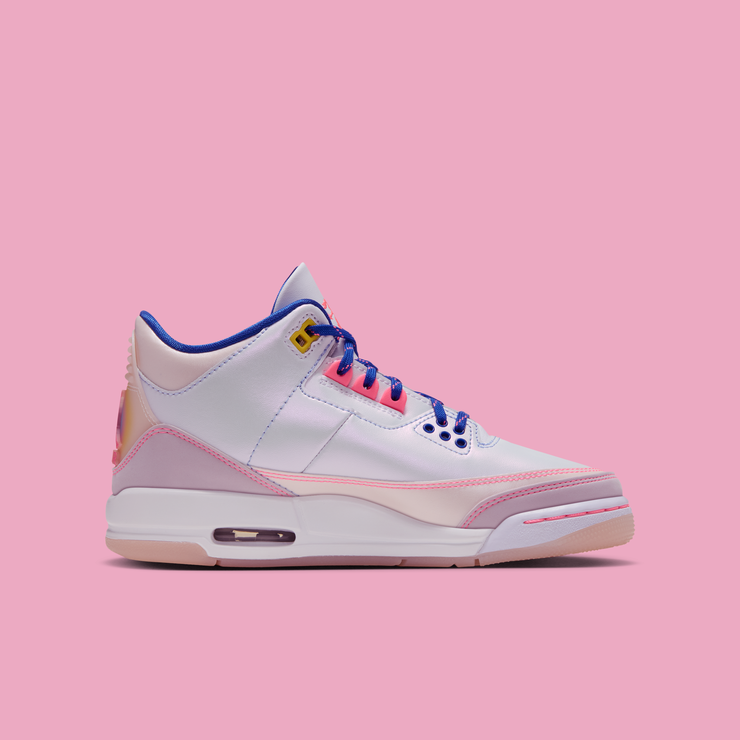 Kids' Space Jam x Air Jordan 3 "Lola Bunny" (SKU: IZ1694-600). Photo via Nike.