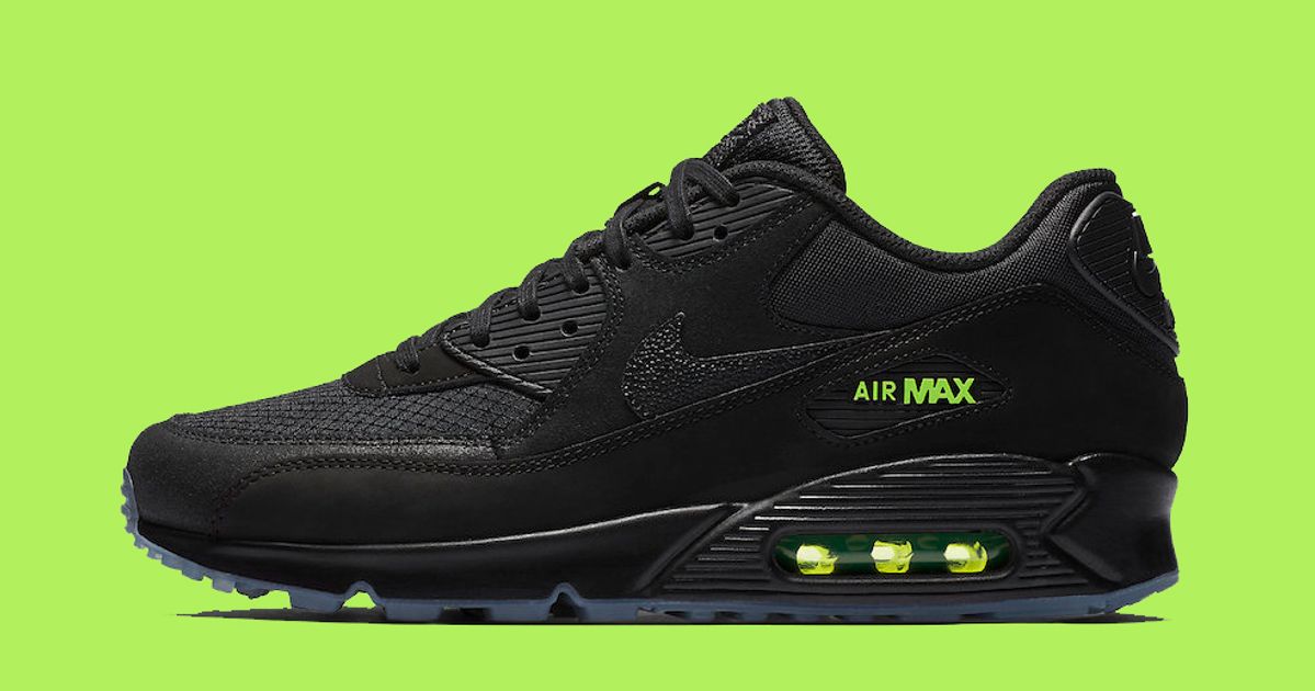 air max plus night ops