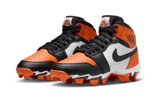 Jordan Brand is Dropping "Shattered Backboard" Cleats in July