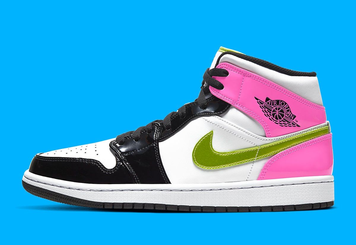 Pink and green outlet jordan 1