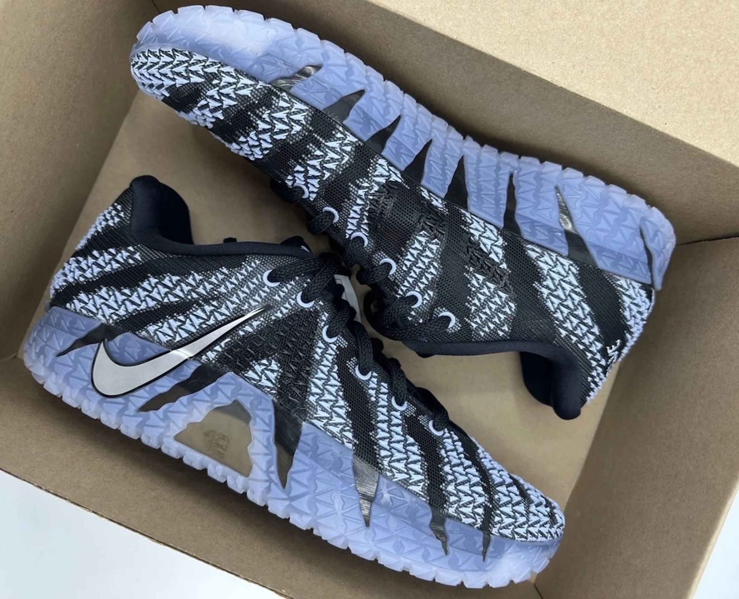 ジャ・モラント Nike Ja 3