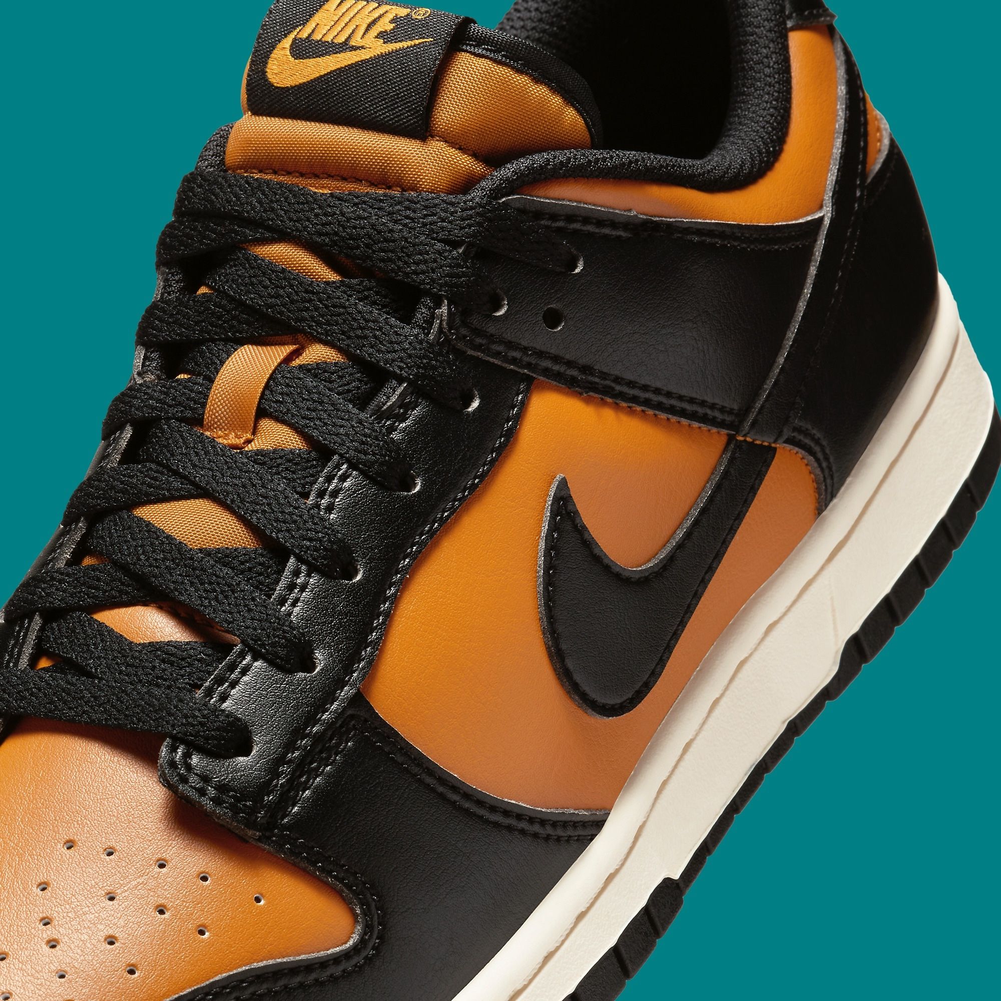 ◆正規品◆NIKE DUNK LOW RETRO DESERT OCHRE BLACK◆関税込◆ Nike's Dunk Low 