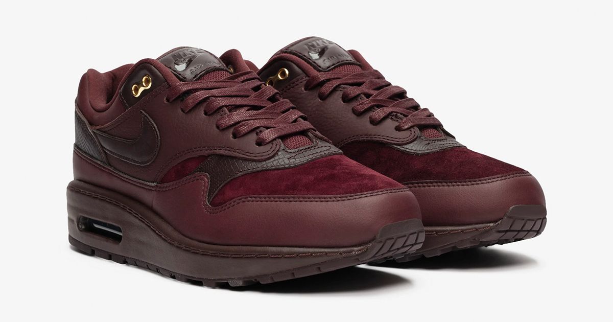 nike airmax burgundy
