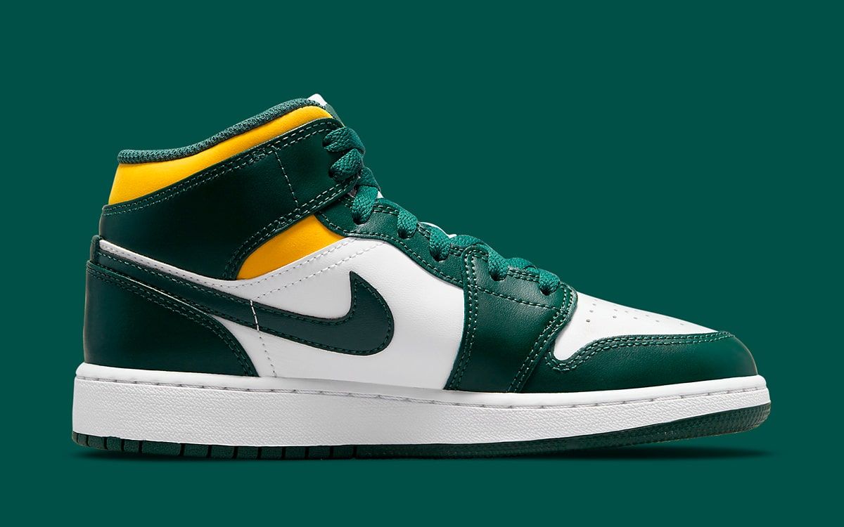 Jordan 1 outlet green and yellow