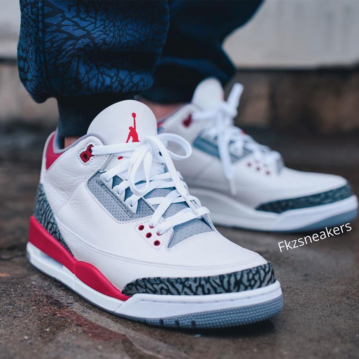 Air jordan 3 og sale fire red