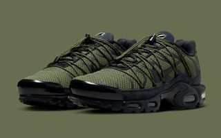 The Nike Air Max Plus Toggle Appears in Black and Olive | House of Heat°