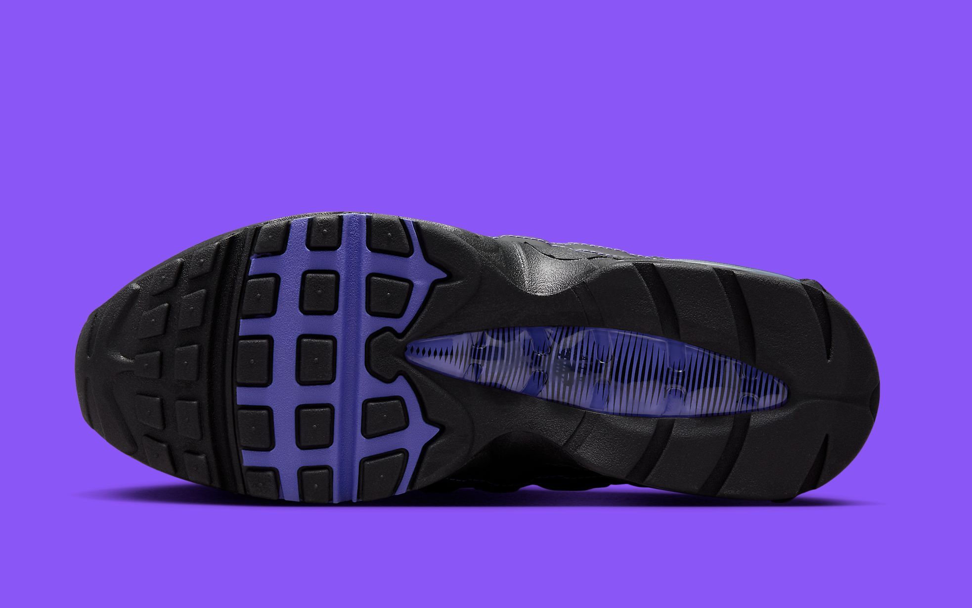Nike Air Max 95 OG “Black/Persian Violet” Joins the Big Bubble