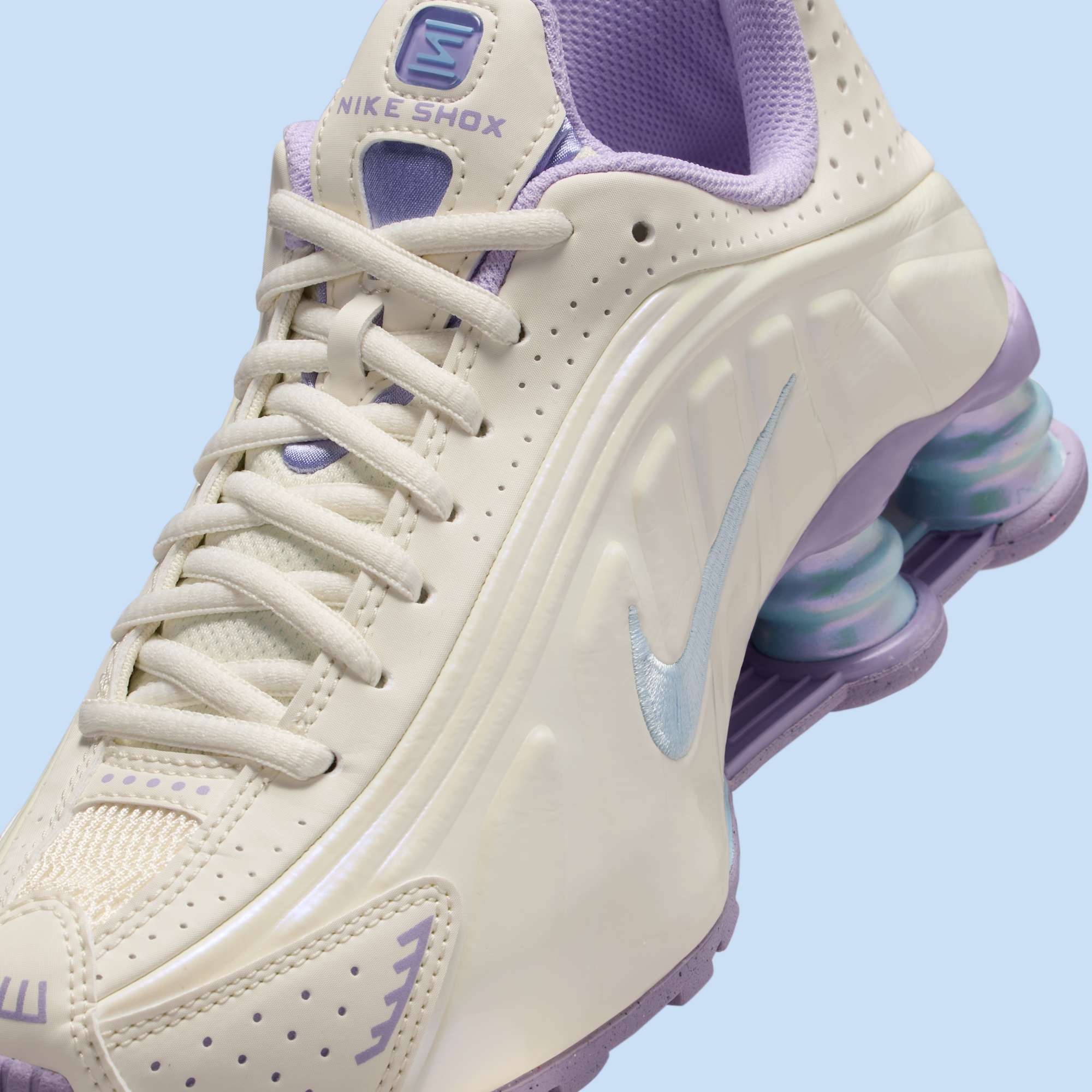 Available Now // Kids' Nike Shox R4 