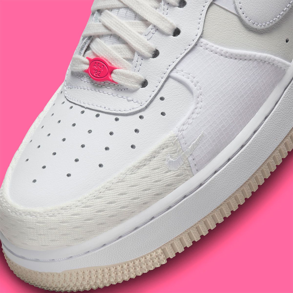 Pink bottom air outlet force 1