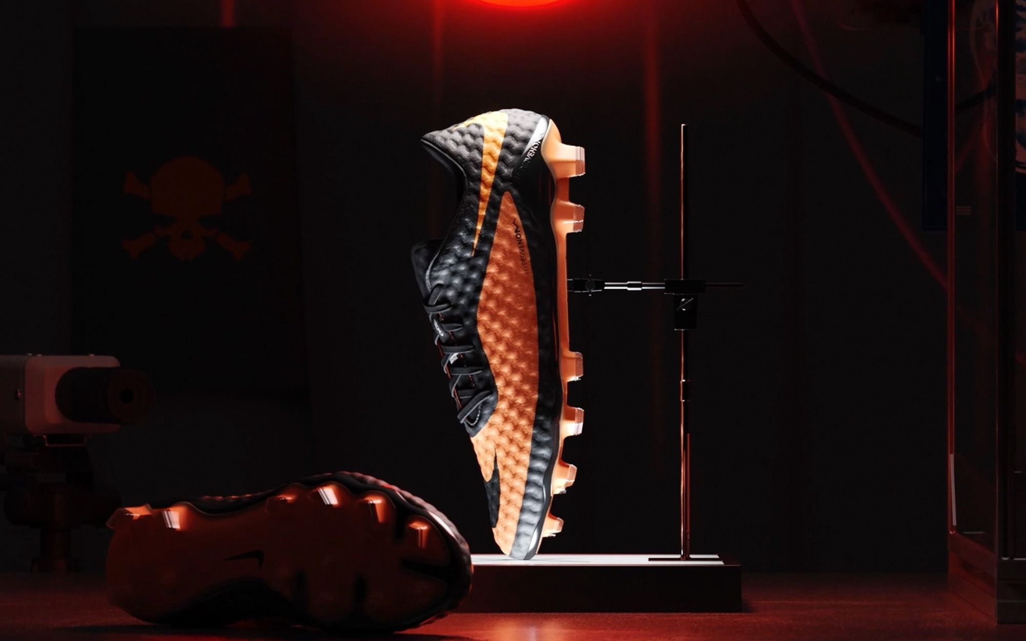 Nike Hypervenom 新品 Nike Hypervenom Phantom 1 FG Black Bright Citrus (2025