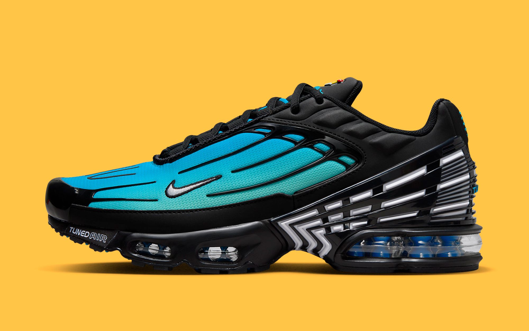 Black and Aqua Take Over the Air Max Plus 3 House of Heat