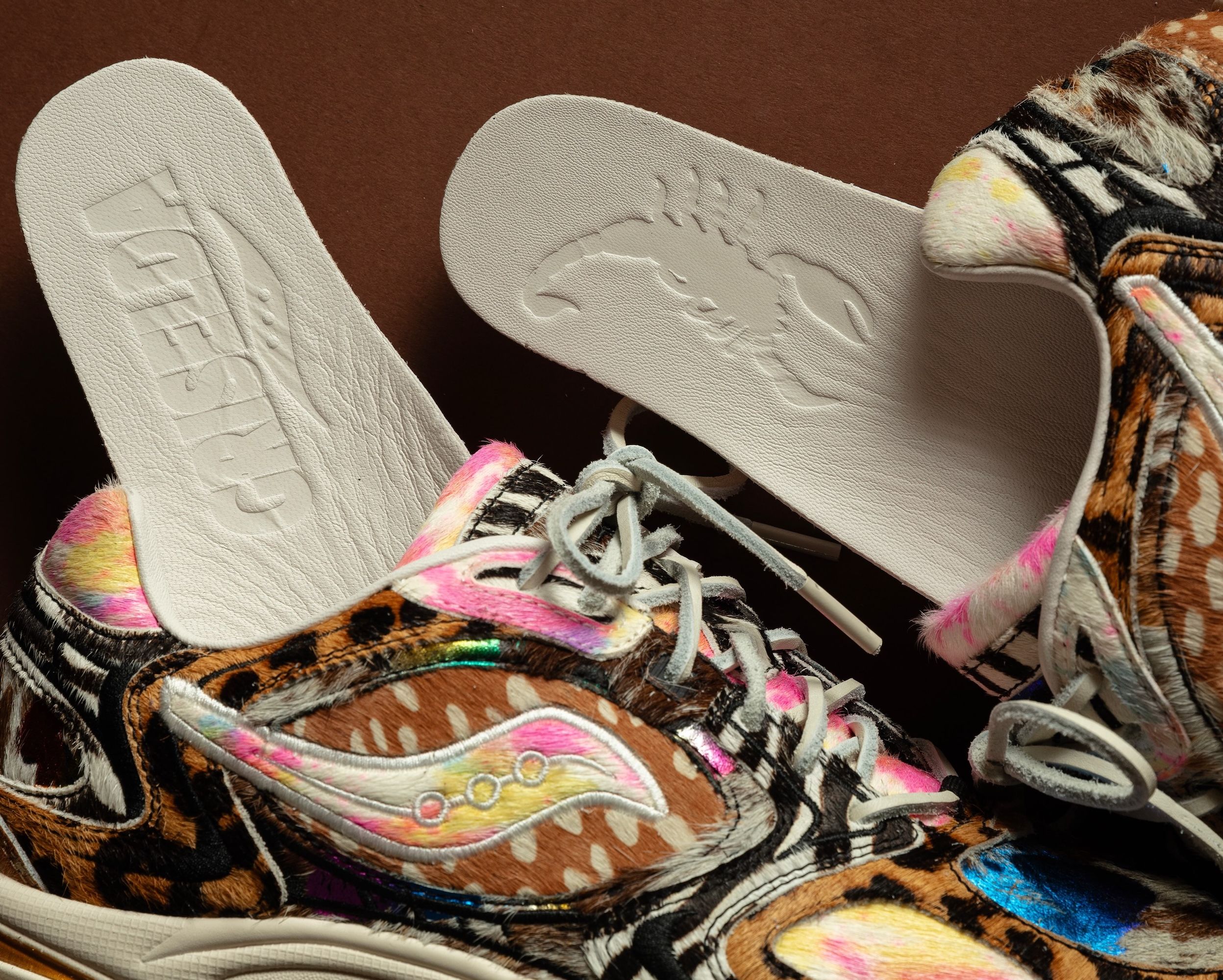 Closer-Look: Westside Gunn x Saucony Grid Jazz 9 