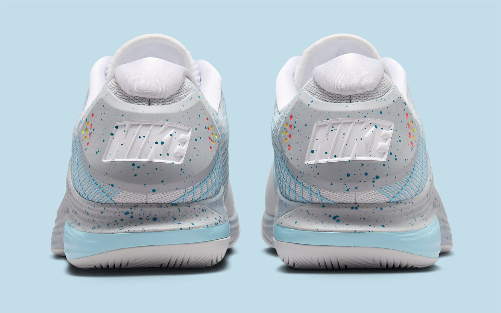 Nike Vapor 12 Hypersmash "Mag" (Back to the Future, SKU: HV1488-001). Photo via Nike.