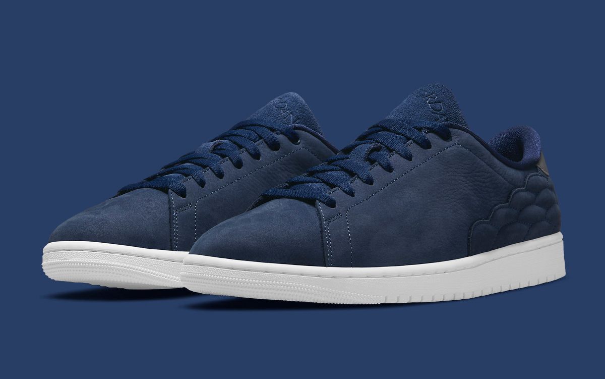 Air Jordan 1 Centre Court “Navy” Receives Reflective Finishes