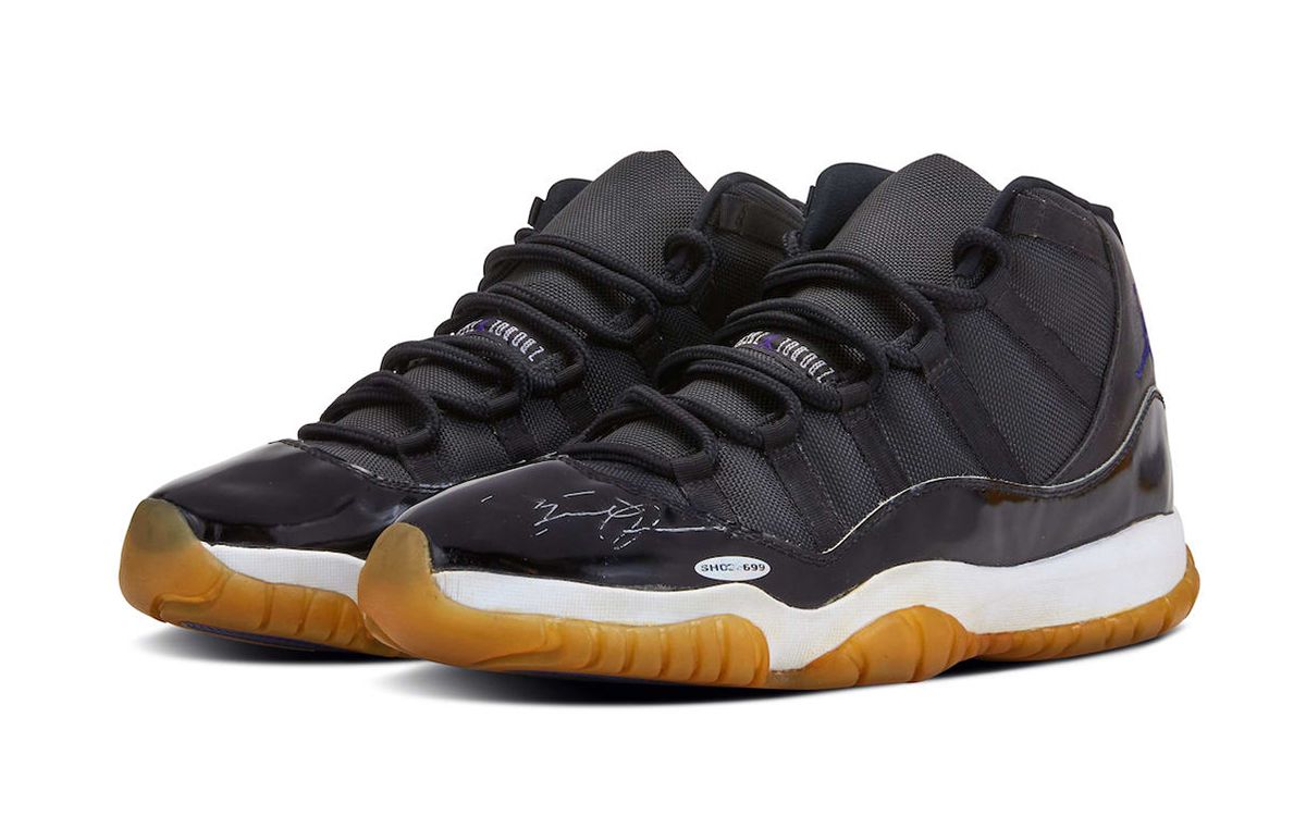 Air jordan 11 black gum online