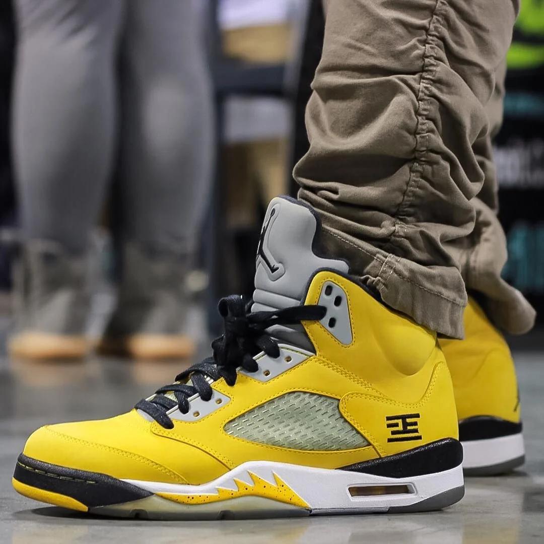 Air Jordan 5 retro　放熱カラー Air Jordan 5 