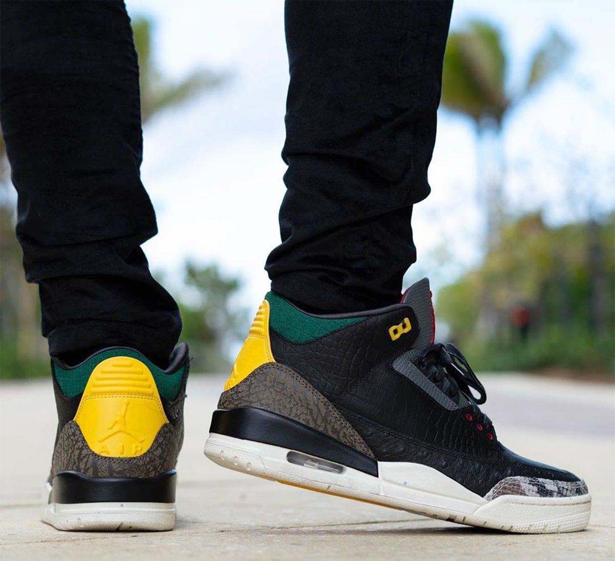 Jordan 3 black 2025 and yellow