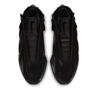 Nike G.T. Future "Triple Black" (SKU: FZ5590-004). Photo via Nike.