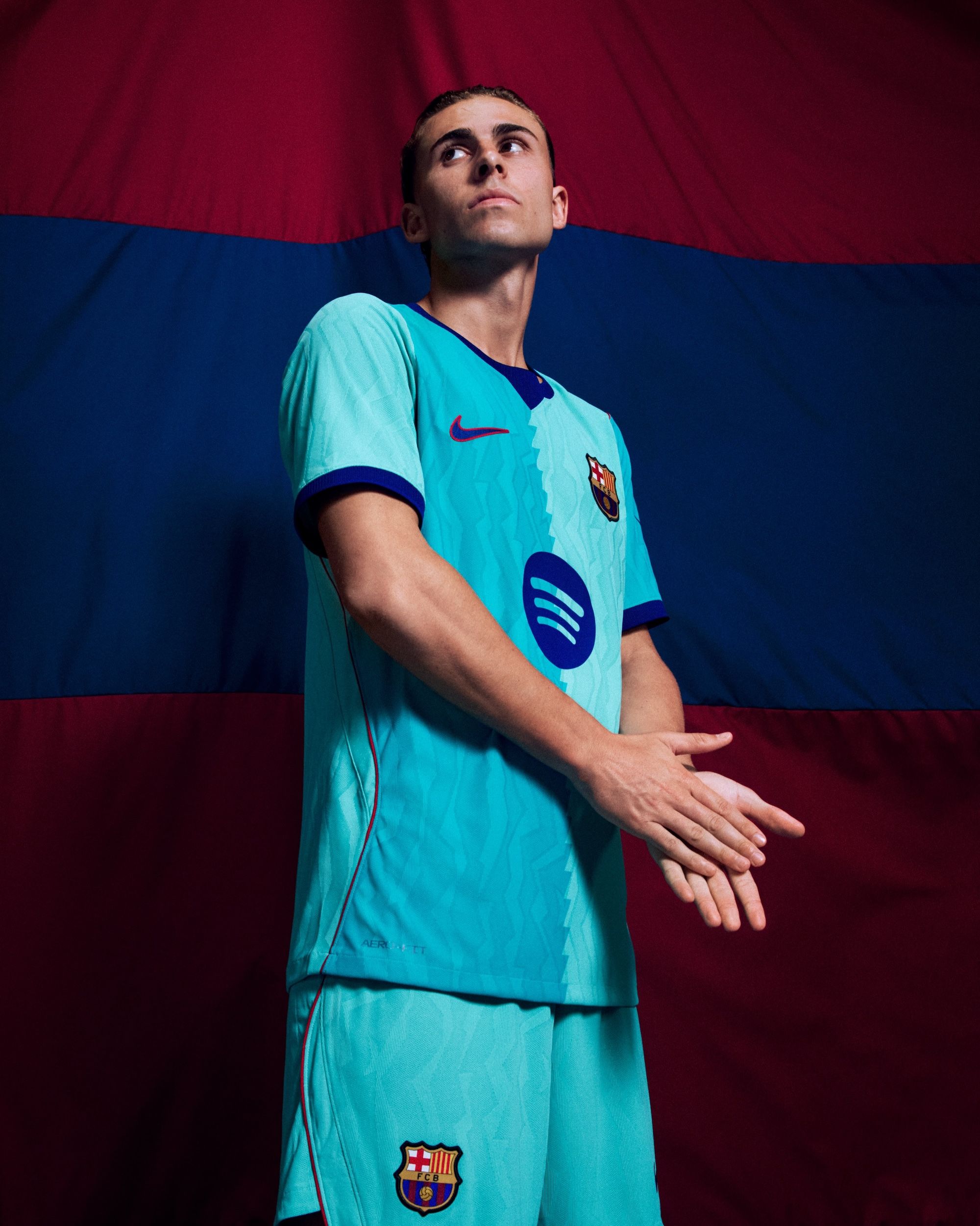 FC Barcelona 26/27 Third Jersey. Photo via FC Barcelona.
